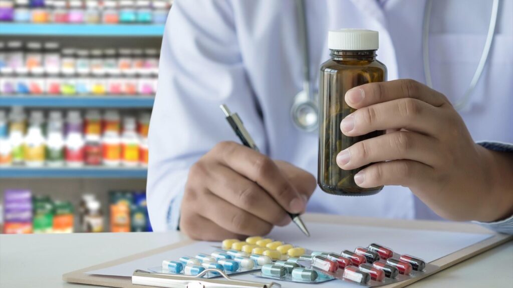 Top 7 Reasons To Choose A Compounding Pharmacy In Brampton Over A Regular Pharmacy